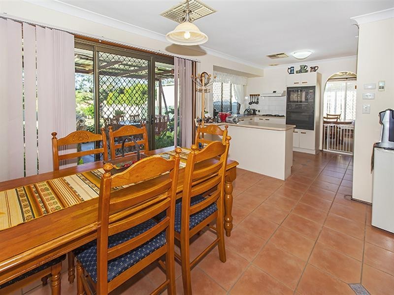 342 Old Logan Road, Camira QLD 4300