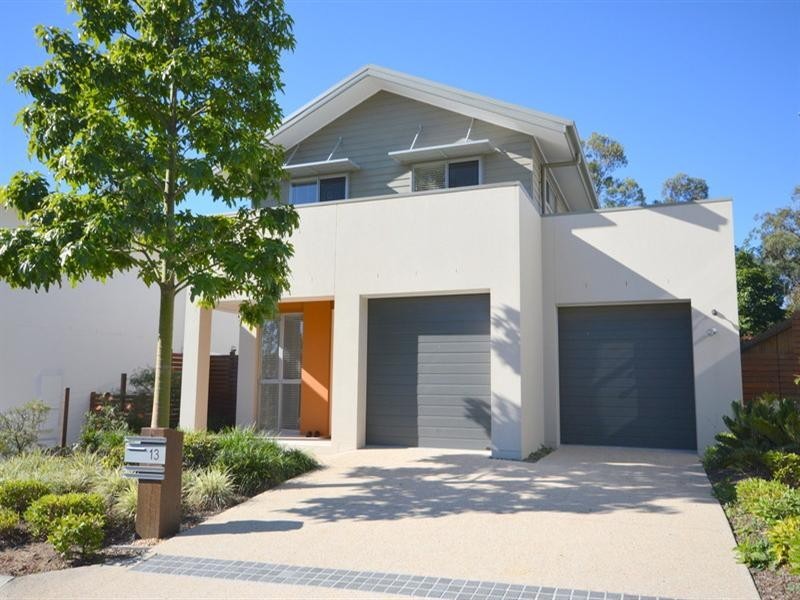 13 Spyglass Lane, Brookwater QLD 4300