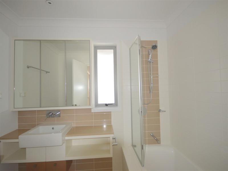 13 Spyglass Lane, Brookwater QLD 4300