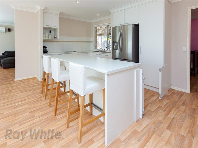 4 Lorraine Street, Camira QLD 4300