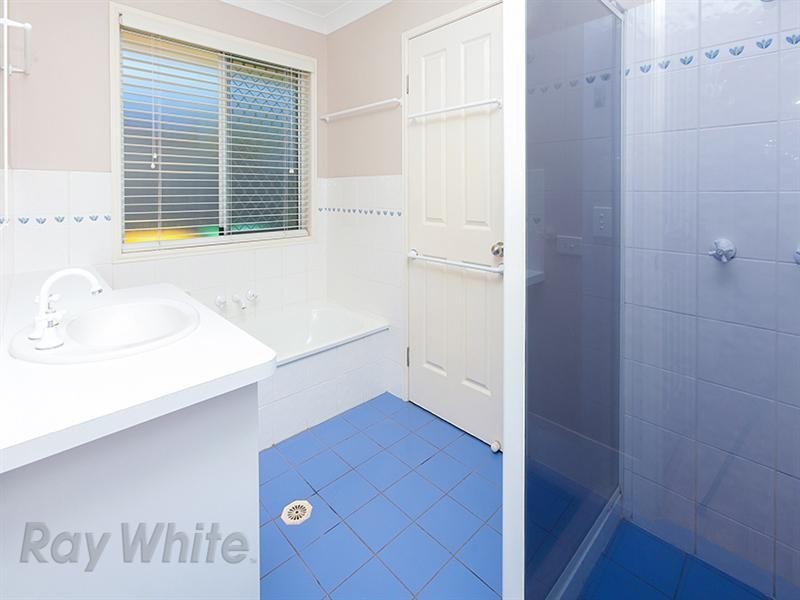 4 Lorraine Street, Camira QLD 4300