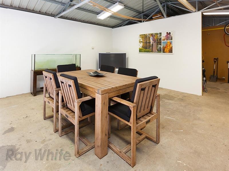 4 Lorraine Street, Camira QLD 4300