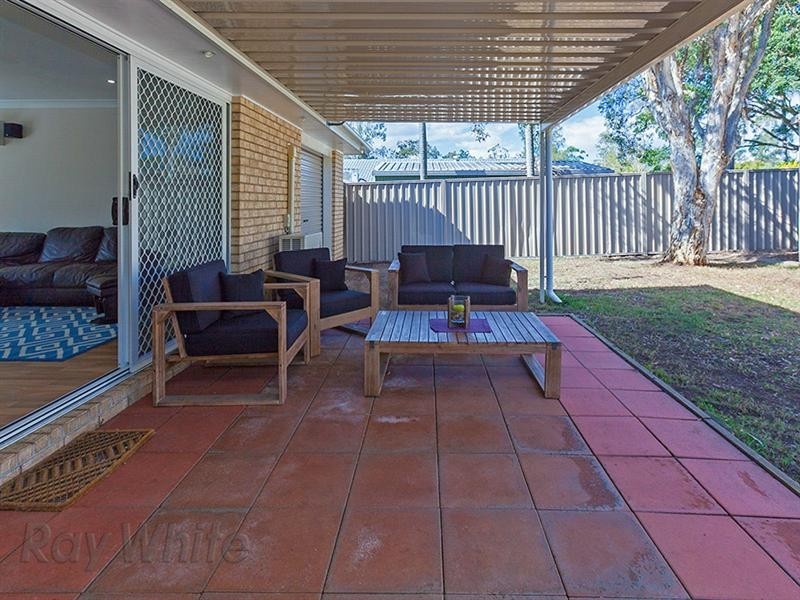 4 Lorraine Street, Camira QLD 4300