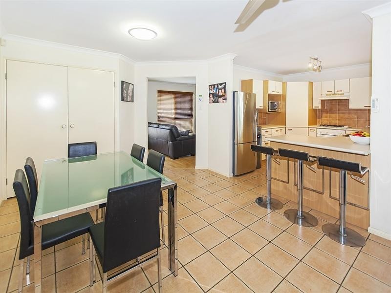 47 Maple Avenue, Camira QLD 4300