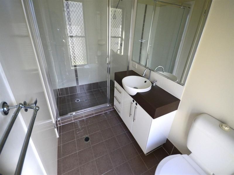 6 Cottonwood Crescent, Springfield Lakes QLD 4300