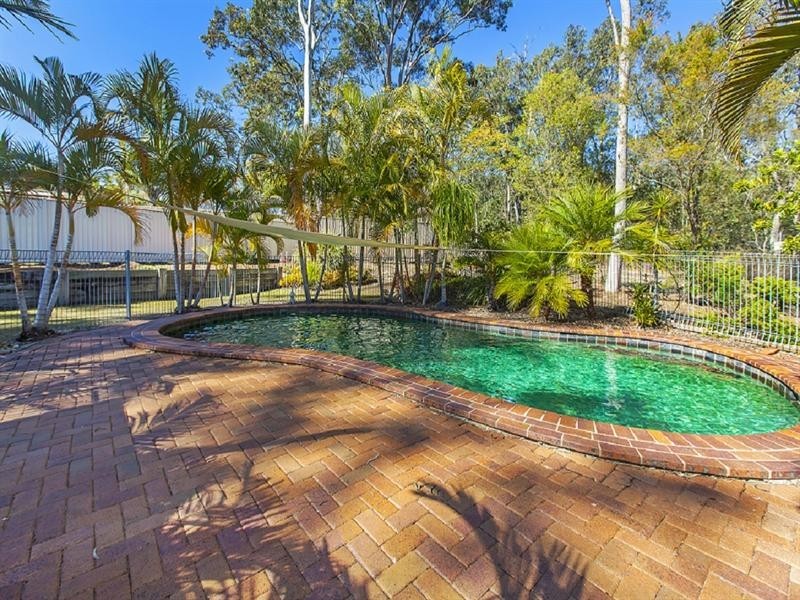4 Pitman Court, Camira QLD 4300