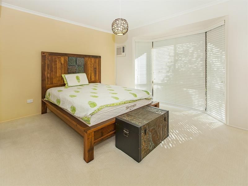 4 Pitman Court, Camira QLD 4300