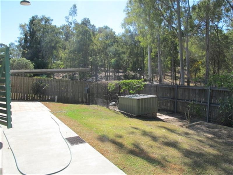 11 Pickering Street, Riverview QLD 4303