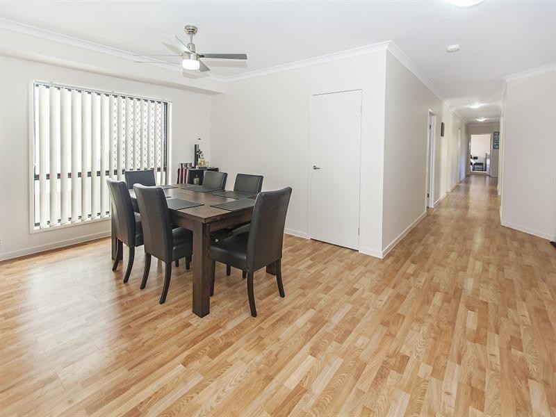 16 Morialta Street, Springfield Lakes QLD 4300