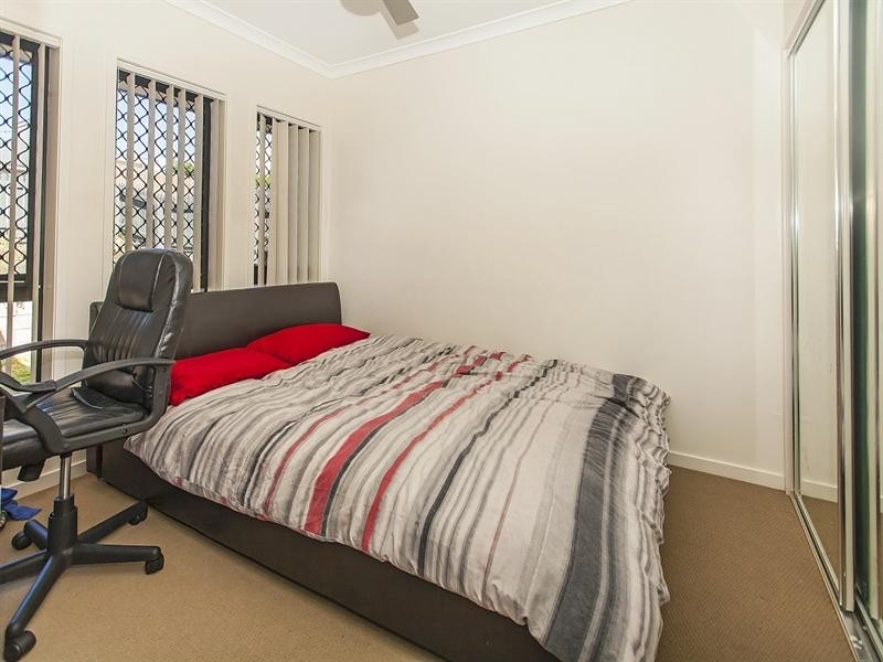 16 Morialta Street, Springfield Lakes QLD 4300