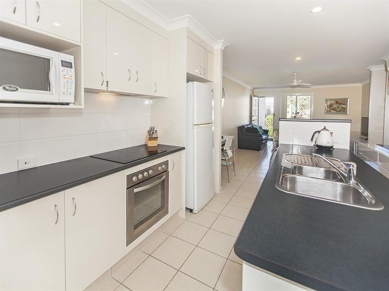 13 Periwinkle Lane, Springfield Lakes QLD 4300