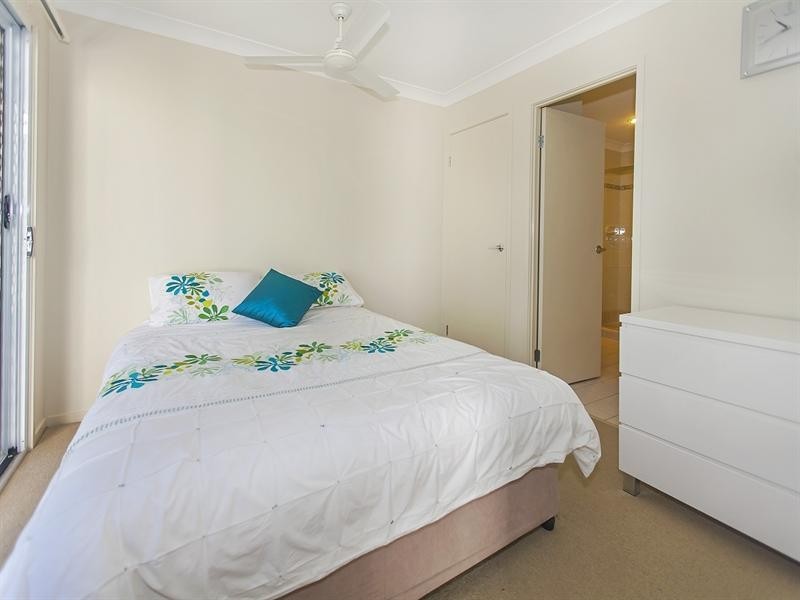 13 Periwinkle Lane, Springfield Lakes QLD 4300