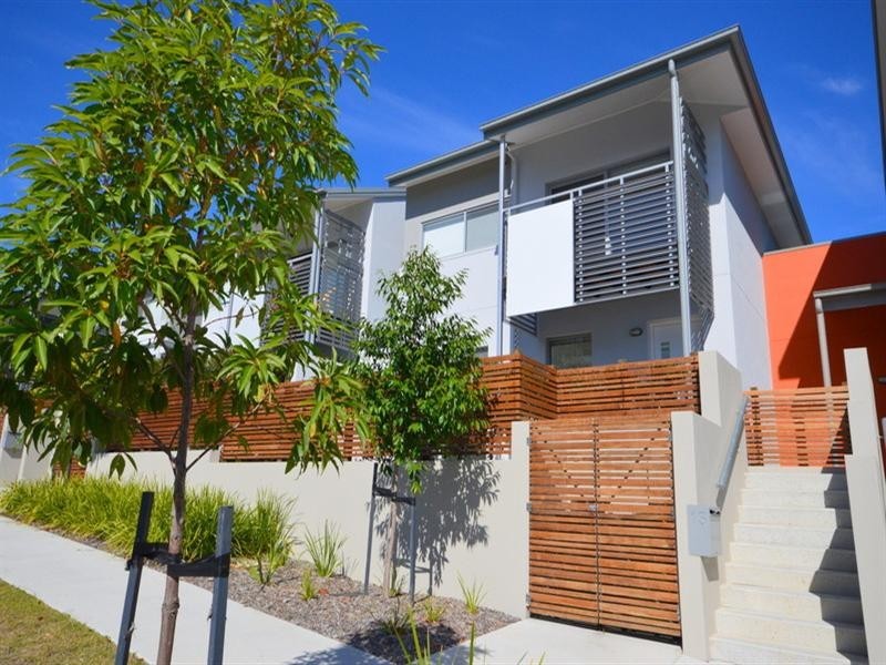 13 Tall Wood Court, Brookwater QLD 4300