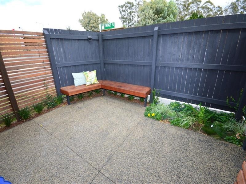 27 Tall Wood Court, Brookwater QLD 4300