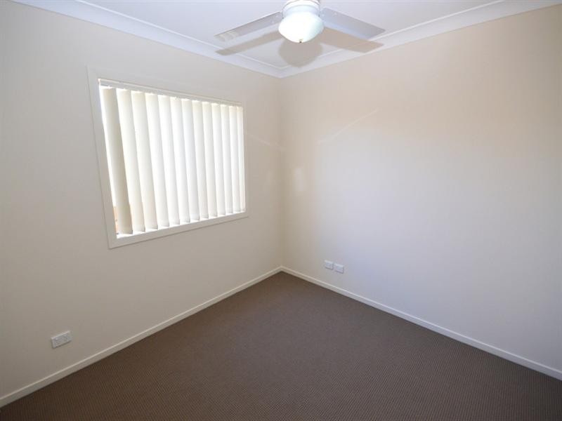 11 Poppy Crescent, Springfield Lakes QLD 4300