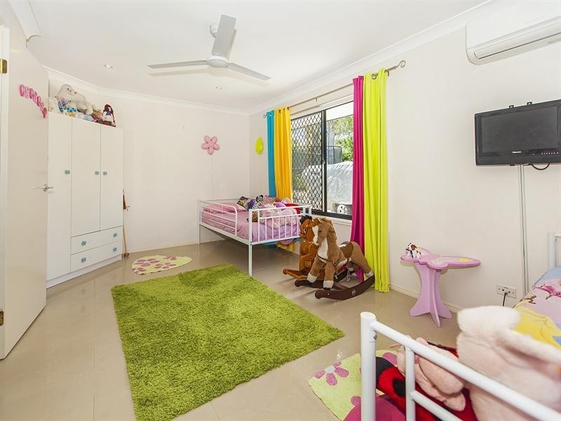 20 Rosa Court, Camira QLD 4300