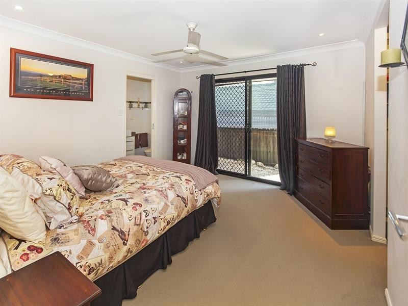 20 Rosa Court, Camira QLD 4300