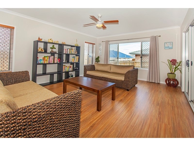 27 Wild Iris Terrace, Springfield Lakes QLD 4300