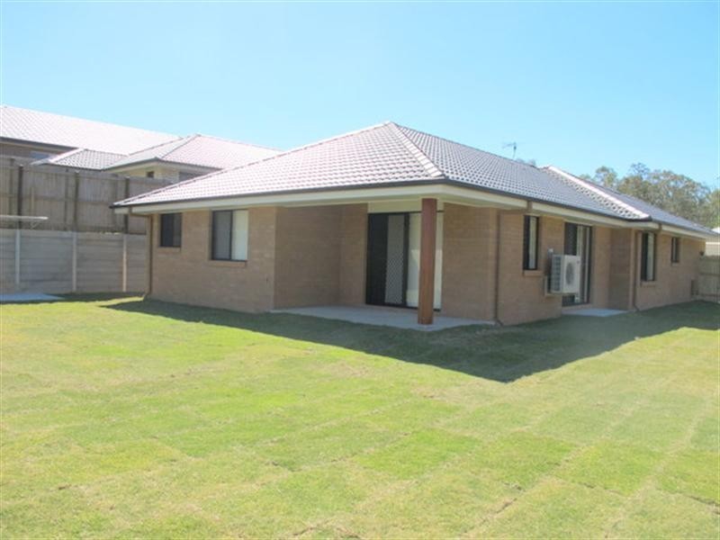 22 Poppy Crescent, Springfield Lakes QLD 4300