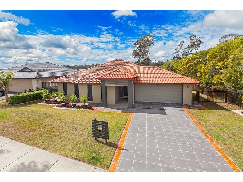 28 Dillon Avenue, Augustine Heights QLD 4300