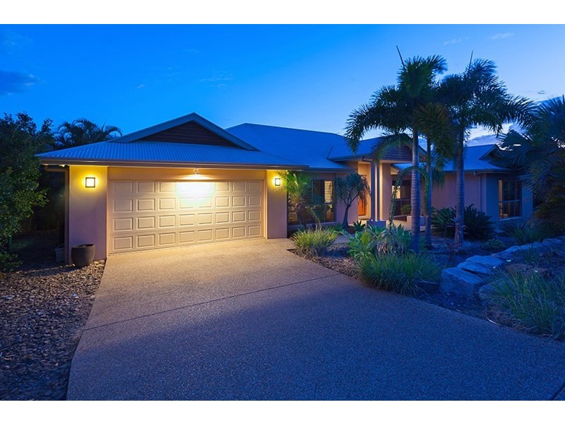 6 Bellevue Place, Springfield Lakes QLD 4300