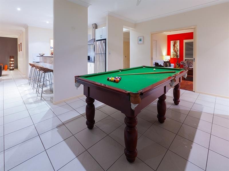 6 Bellevue Place, Springfield Lakes QLD 4300