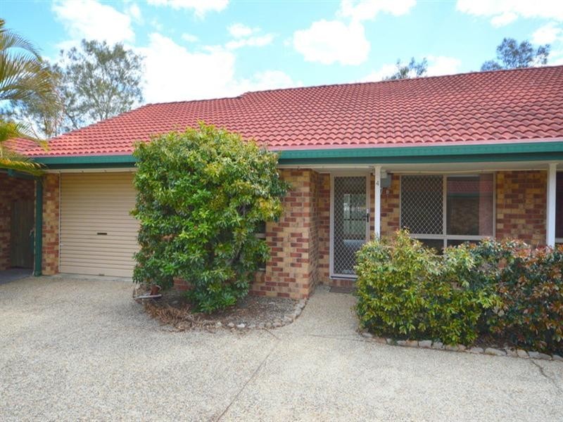 4/28 Henty Drive, Redbank Plains QLD 4301
