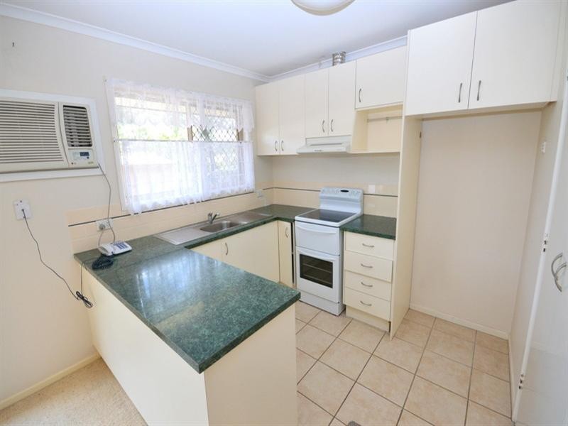 4/28 Henty Drive, Redbank Plains QLD 4301