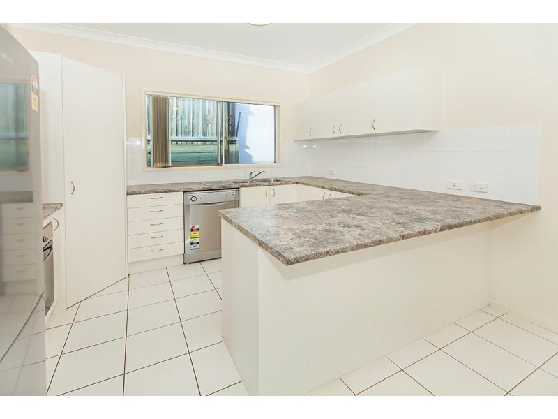 287 Lakeside Avenue, Springfield Lakes QLD 4300