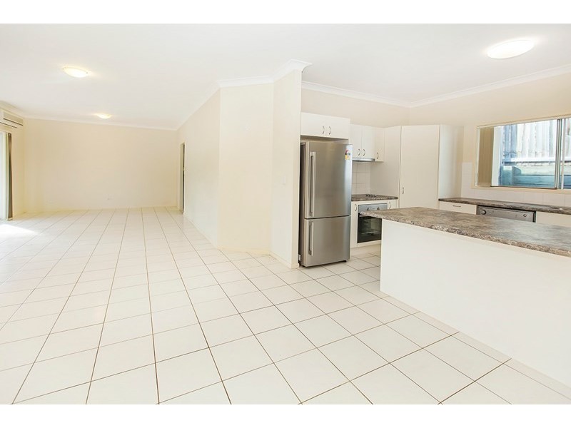 287 Lakeside Avenue, Springfield Lakes QLD 4300