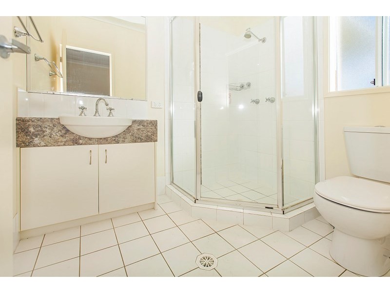 287 Lakeside Avenue, Springfield Lakes QLD 4300