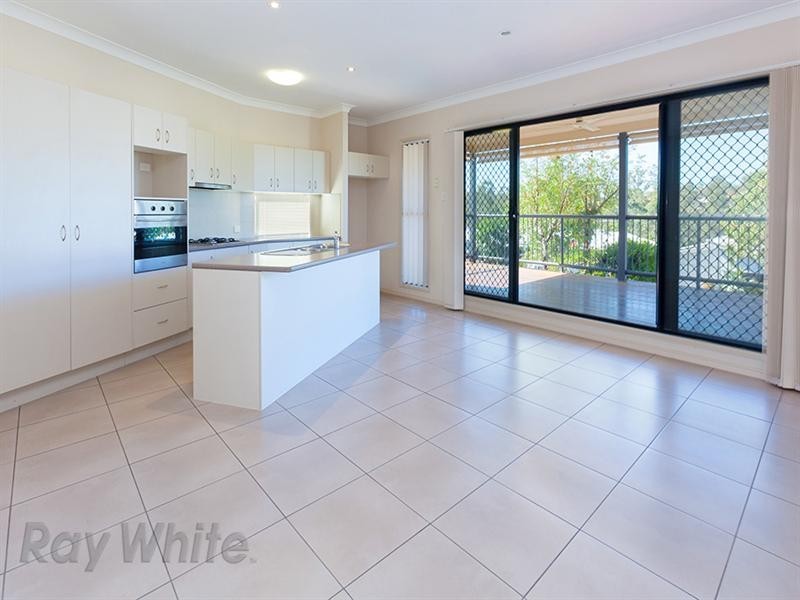 32 Emerald Crescent, Springfield QLD 4300