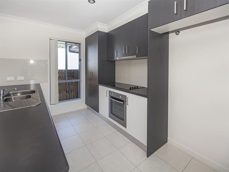 69 Francisca Drive, Augustine Heights QLD 4300