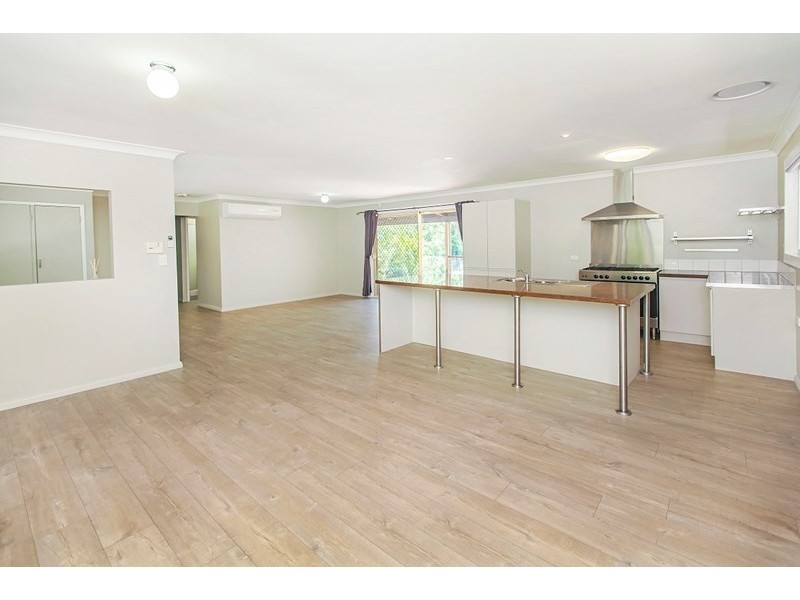 18 Dale Road, Camira QLD 4300