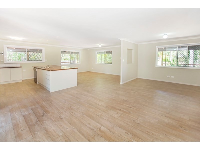 18 Dale Road, Camira QLD 4300