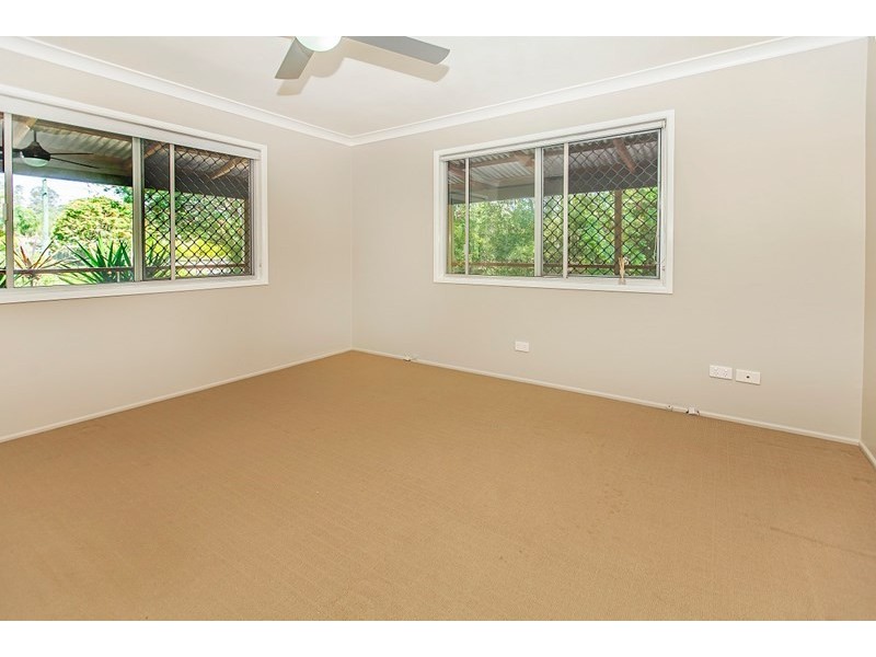 18 Dale Road, Camira QLD 4300
