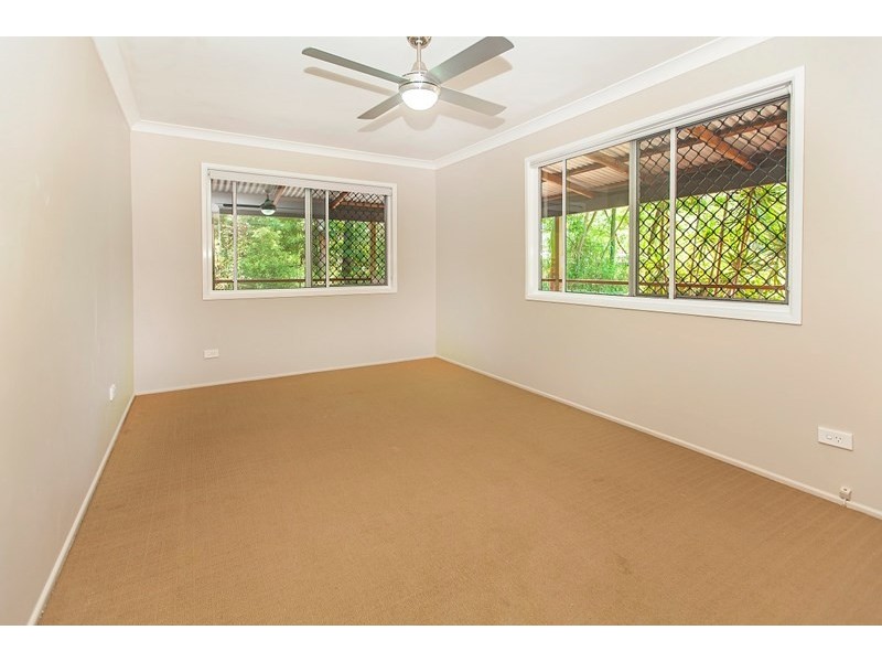 18 Dale Road, Camira QLD 4300