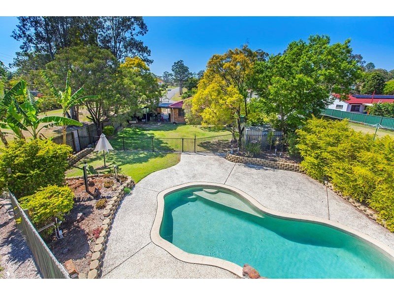 26 Robin Street, Camira QLD 4300