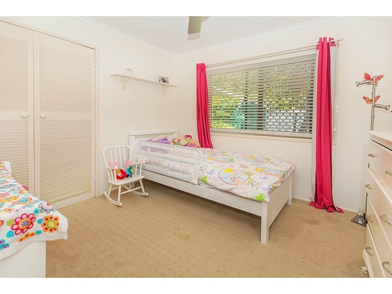 26 Robin Street, Camira QLD 4300