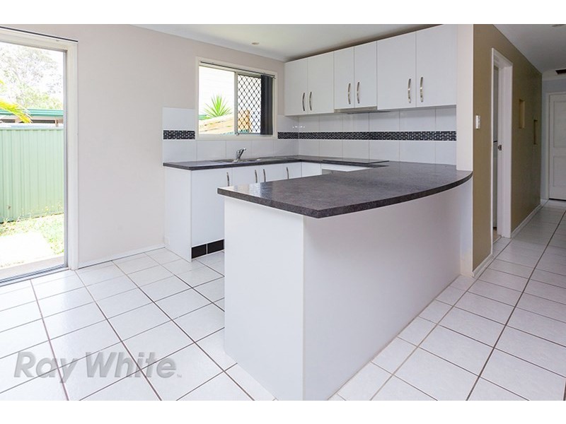 31 Melinda Street, Camira QLD 4300