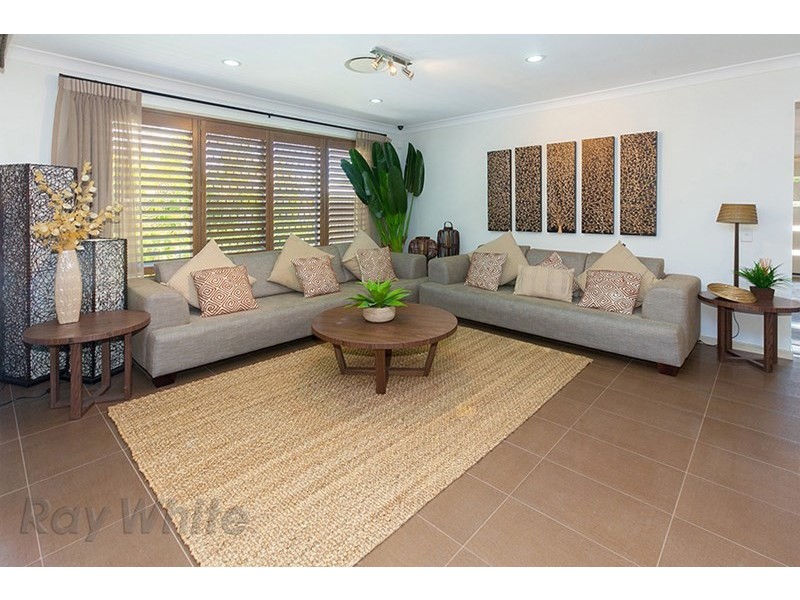 6 Finnigan Street, Augustine Heights QLD 4300