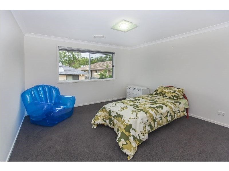 3 Den Otter, Bellbird Park QLD 4300