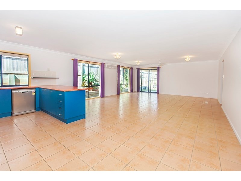 4 Amadeus Circuit, Springfield Lakes QLD 4300