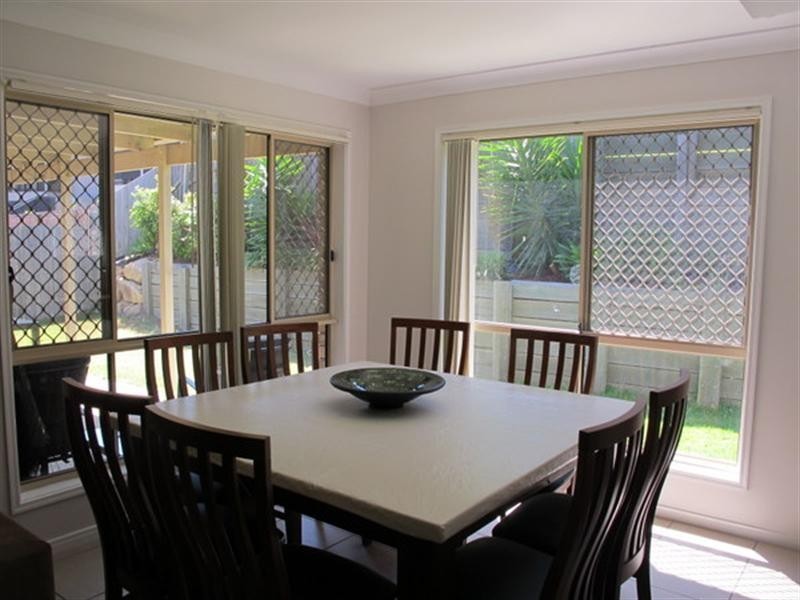 11 Parkside Drive, Springfield QLD 4300