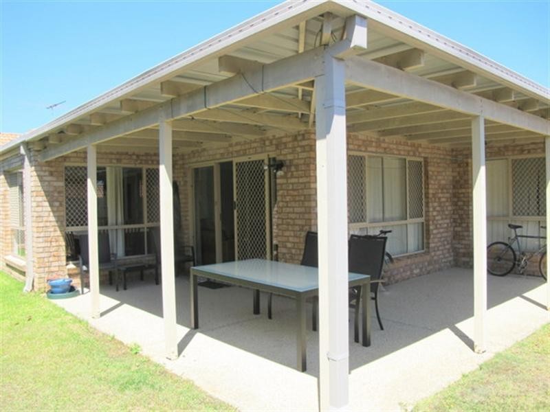 11 Parkside Drive, Springfield QLD 4300