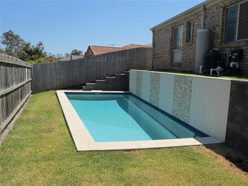 11 Parkside Drive, Springfield QLD 4300