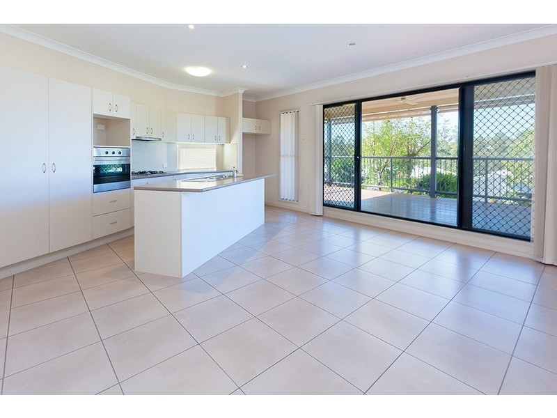 32 Emerald Crescent, Springfield QLD 4300