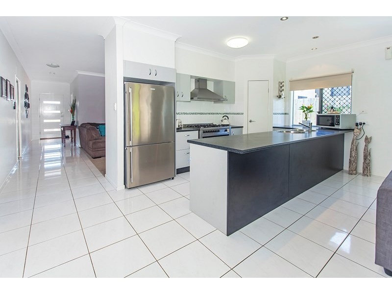 4 Riverine Drive, Springfield Lakes QLD 4300