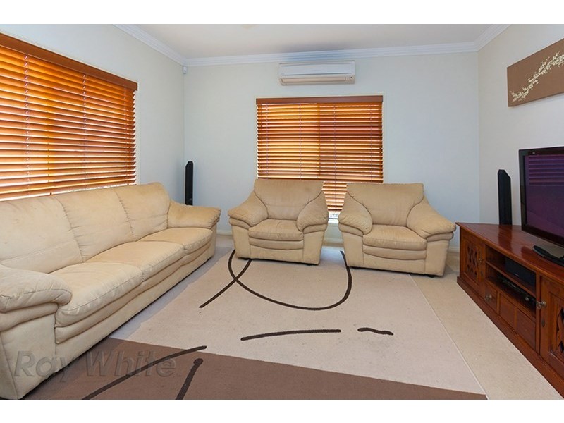 158 Lakeside Avenue, Springfield Lakes QLD 4300