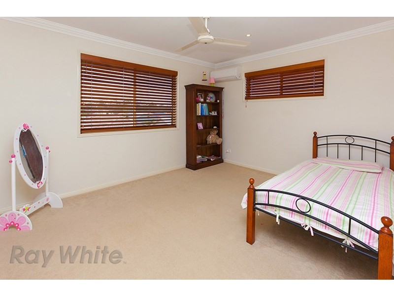 158 Lakeside Avenue, Springfield Lakes QLD 4300